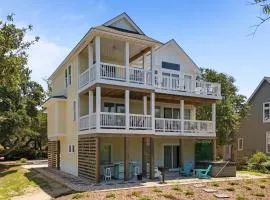 1064 - Sunset Cottage BY Resort Realty