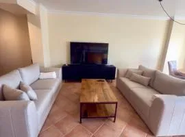 Casa De Sousa-Refúgio de Surf entre Peniche e Ericeira