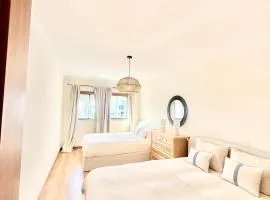 Casa De Sousa-Refúgio de Surf entre Peniche e Ericeira