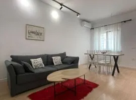 Kadare City-Center Apartment with Balcony