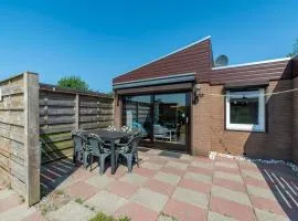 Bungalow in Callantsoog near Sandy Beach