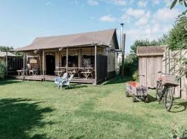 Woodlodge Luxe in Duynpark, Callanstoog