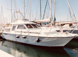 IPHARRA - Bateau &agrave; quai, boat in S&egrave;te
