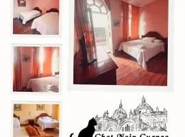 Hotel de la catedral cuenca by Chat Noir