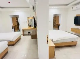 4 Guys Hotel