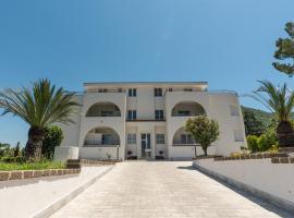 Floral Apartment, chalet de monta&ntilde;a en Castellammare di Stabia