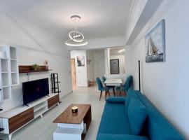 Romantic Solid Lamera Residence, hotel in Mamaia