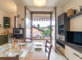 Como 5 min - House with Terrace and Parking - Wifi