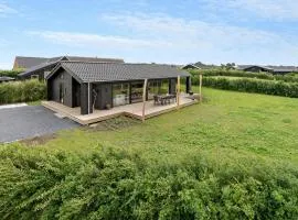 Gorgeous Home In Frørup With Kitchen