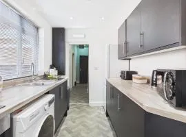 Five Bedroom Home with En Suites