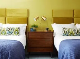 Double Queen Suite 2nd Floor Downtown Savannah