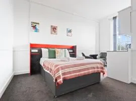 Modern Self-Contained Studio in Dudley with Parking