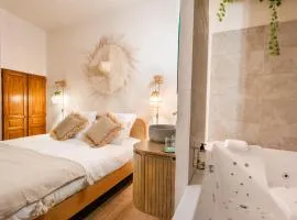 La Cour Secrète - Balnéo & Escapade Balinaise