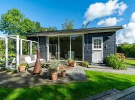 Eureka 109 Bungalow for 6-person with garden
