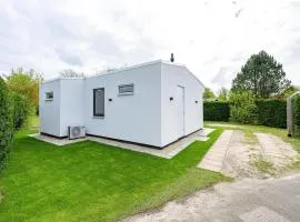 Eureka 36 bungalow for 4-guests with garden