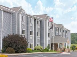 Microtel Inn & Suites by Wyndham Hazelton/Bruceton Mills, hotel in Hazelton