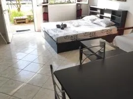 B&G STUDIO KALAMATA