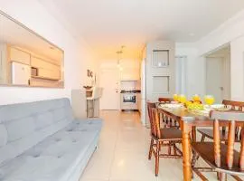 Apartamento em Bombas: Confortável e Econômico