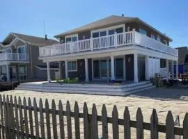 Ocean Avenue Oasis