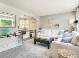 Private Beach and Fire Pit Cape Cod Retreat!