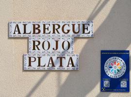 AlbergueRojoPlata, hotel u gradu Torremegía