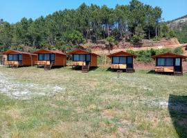 Wooden Villas Karme, hotel v destinaci Koman