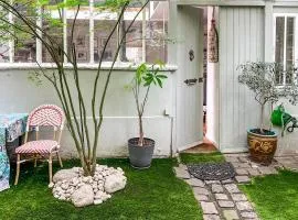 Gorgeous Home In Paris With Wifi