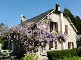 Gîte de France Le cantou des mille sources 3 épis - Gîte de France 8 personnes MAE-0234