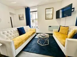 Luxury apartment, Mountain View in a Heritage Town