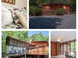 Private w Screened Porch Deck & Pet-Friendly