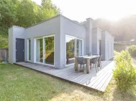 Beautiful holiday home in Waxweiler with pool、Waxweilerのコテージ