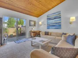 2 Blocks to Beach, Firepit, Sandbox, BBQ, Work