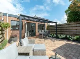 Holiday Home in Callantsoog with Garden