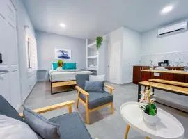 Forest apartments studio F1, walking to the beach