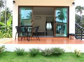 First Light beach bungalow 4