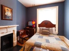 Wyatt Earp - Historic Hotel