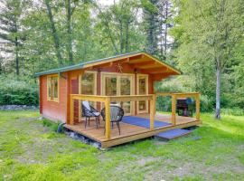 On Hobby Farm Whidbey Island Tiny Home, mini casa em Clinton