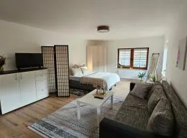 Ruhiges Ferienzimmer mit eigenem Bad am Waldrand