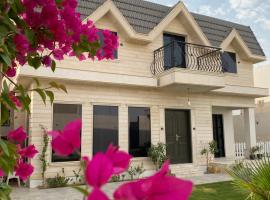 فيلا سورا sora villa 1，布賴代的附設泳池的飯店