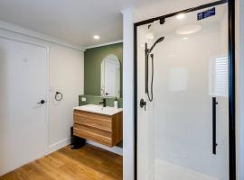 Cabbage Tree Corner, hotel in Taradale