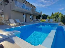 Arsinoe Villa, Cottage in Kouval&aacute;ta