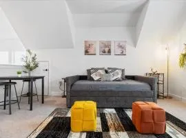 Private 2 bedroom Loft in a shared home-South ATX