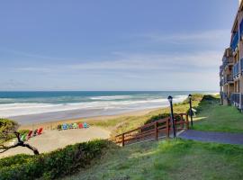 Lincoln City Beach Condo Clubhouse and Pool Access!, спа-готель у місті Лінкольн-Сіті