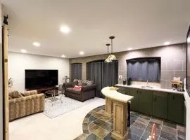 Luxury 2 Bedroom Suite