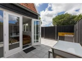 Holiday Home in Biggekerke with Infrared Sauna, cleaning included