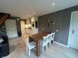 Bungalow in Limburg near Nature Reserve, cleaning included