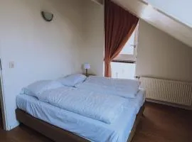 Apartment in Waterpark with Private Jetty, cleaning included