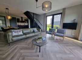 Luxurious detached water villa with jetty, cleaning included