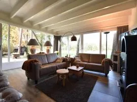 Holiday Home in Reutum with Bubble Bath, cleaning included