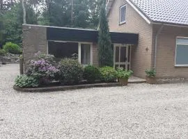 Romantic Bungalow in Mook, cleaning included